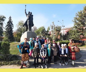 До Дня Захисника і Захисниці України, Дня козацтва.