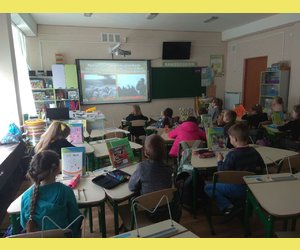 1-В клас Урок пам яті присвячений Дню пам яті і примирення
