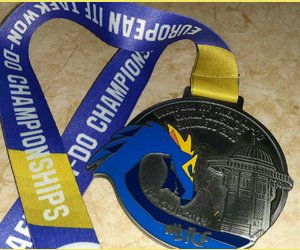 Вітаємо ученицю 10-А класу, Звегенцову Зою !