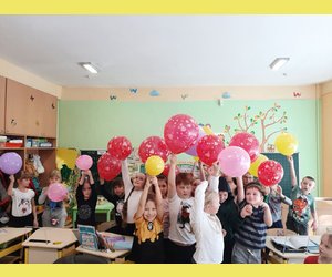 Найкращі вітання та подарунки для найкращої матусі